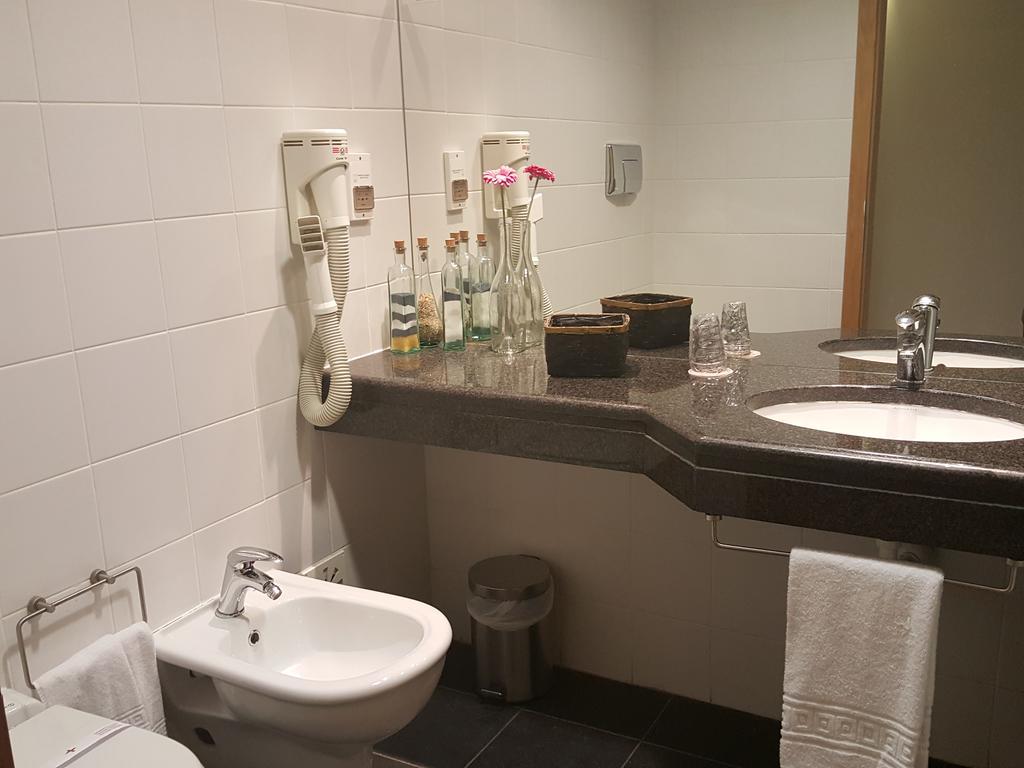 Hotel Jose Alberto Viseu Rum bild