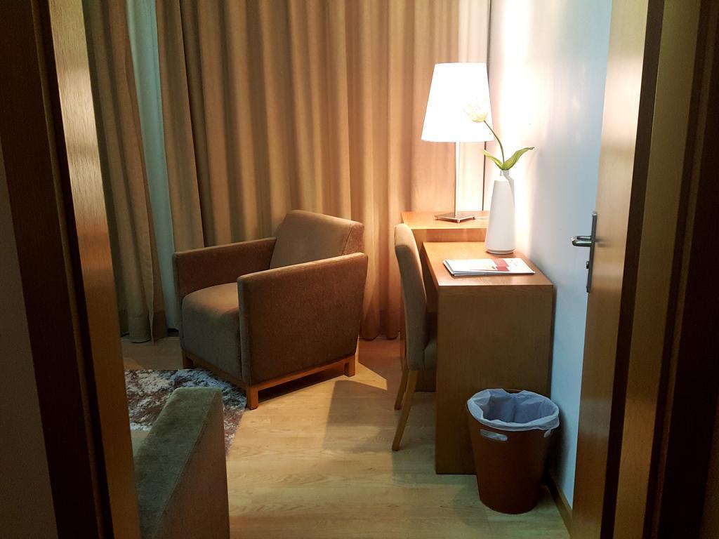 Hotel Jose Alberto Viseu Rum bild
